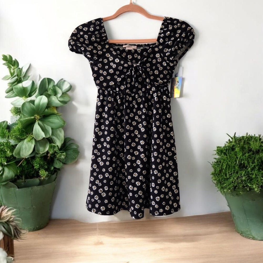 Emma & Elsa Daisy Front Tie Dress Stretchy Knit Smocked Short Sleeve Blue sz 8